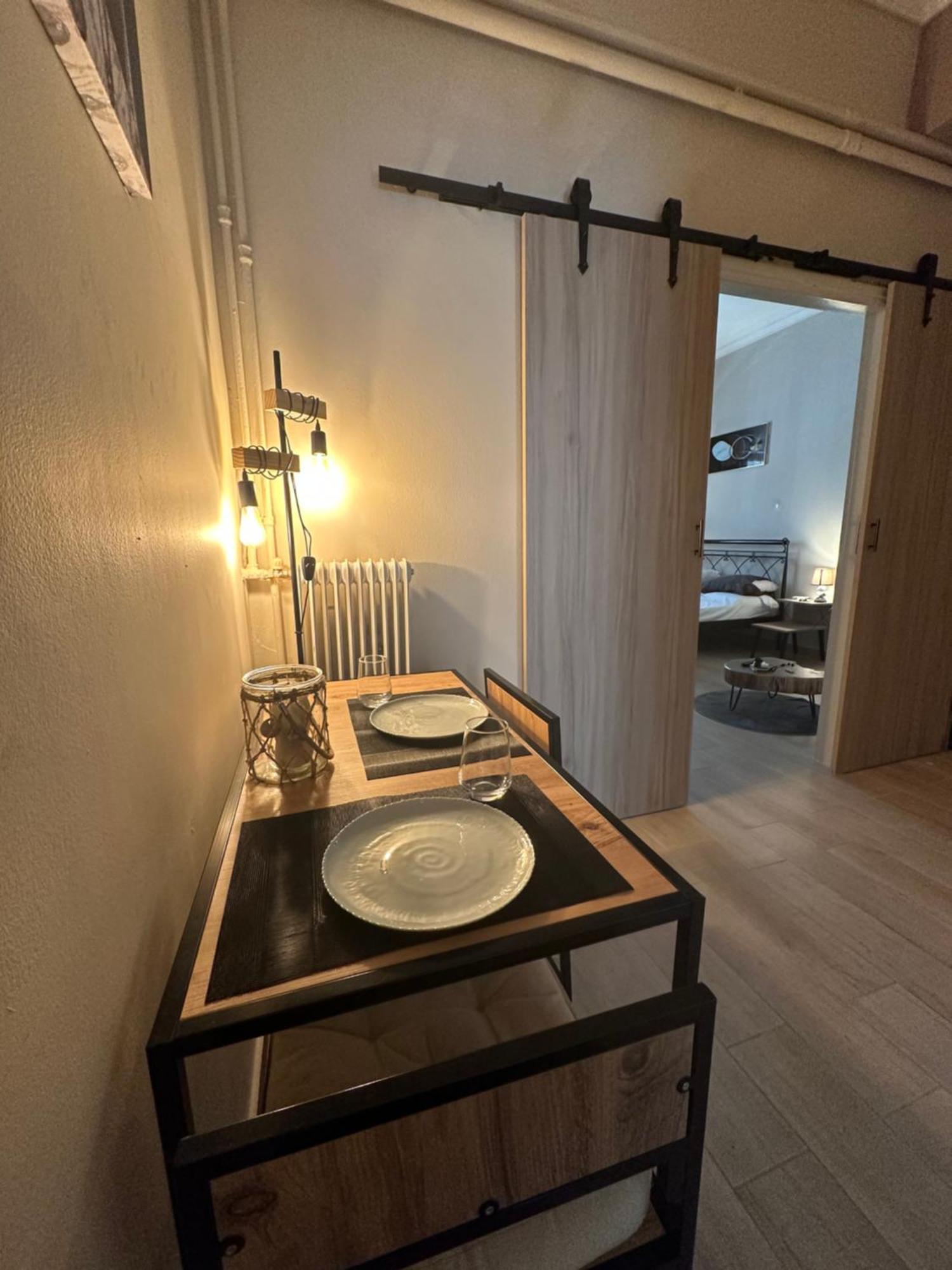 Ζεστή Φωλίτσα Στο Κέντρο. Apartment Athens Exterior photo
